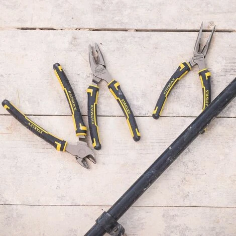 Coffret De 3 Pinces MaxSteel - Universelle 165 Mm - Coupante Diagonale 165 Mm - Bec Long Droit 155 Mm - STANLEY, 4-84-488 5 Coffret De 3 Pinces MaxSteel - Universelle 165 Mm - Coupante Diagonale 165 Mm - Bec Long Droit 155 Mm - STANLEY, 4-84-488 - Image 3