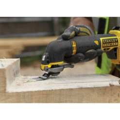 Stanley Fatmax - Découpeuse Ponceuse Multifonctions 18V Sans Batterie Ni Chargeur Avec Accessoires - FMC710B-XJ -Pro Outils Soldes Magasin 41450518 3