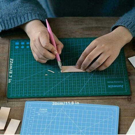 Tapis De Découpe A4 (22 X 30 Cm, Tapis De Découpe Auto-cicatrisant, Utilisable Des Deux Côtés, Avec Grille) (vert Matcha)Une Pièce 4 Tapis De Découpe A4 (22 X 30 Cm, Tapis De Découpe Auto-cicatrisant, Utilisable Des Deux Côtés, Avec Grille) (vert Matcha)Une Pièce - Image 2